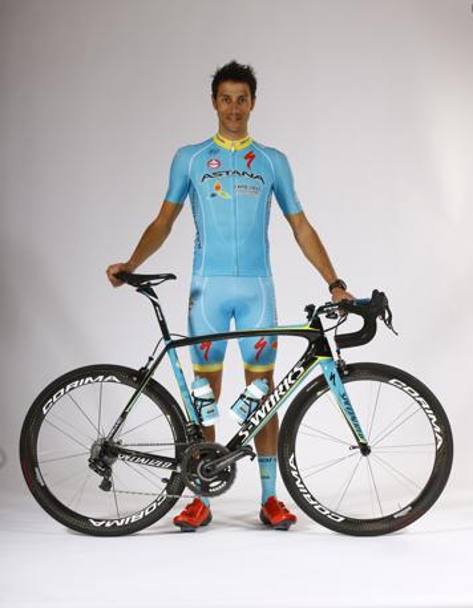 Erosa Capecchi con la divisa dell&#39;Astana ritrova Vincenzo Nibali con il quale aveva vestito la maglia della Liquigas. Bettini